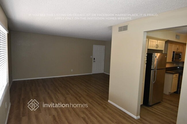 Photo - 2301 W Waltann Ln
