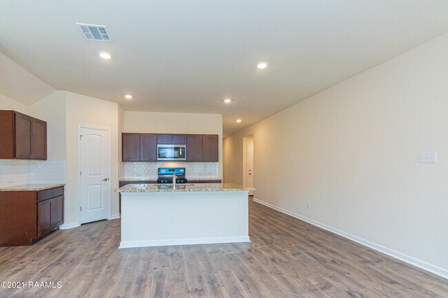 110 Emerald Star Ln