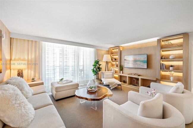 Building Photo - 102 24th St Unit 1207