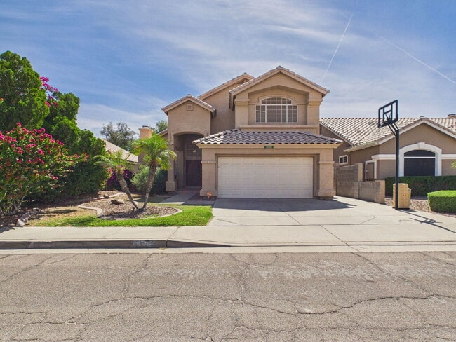 Building Photo - Desert Breeze Oasis - Ahwatukee