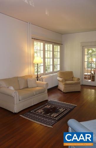 Photo - 6 Gildersleeve Wood