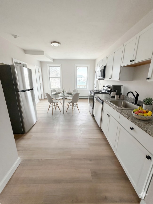 Building Photo - Shippee Unit 1