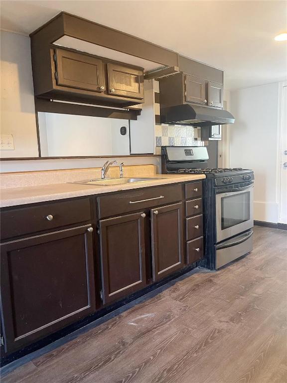 Photo - 1717 Lasalle St