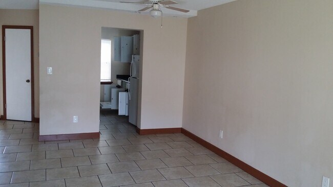 Photo - 2325 West Pensacola St 139 Unit #139