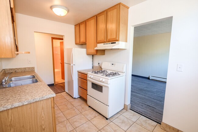 Photo - Snelling Place Apartments