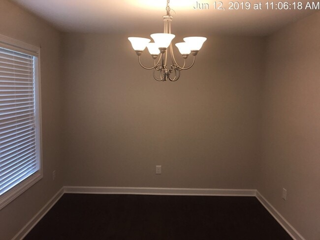 Photo - 124 Sorrel Ct