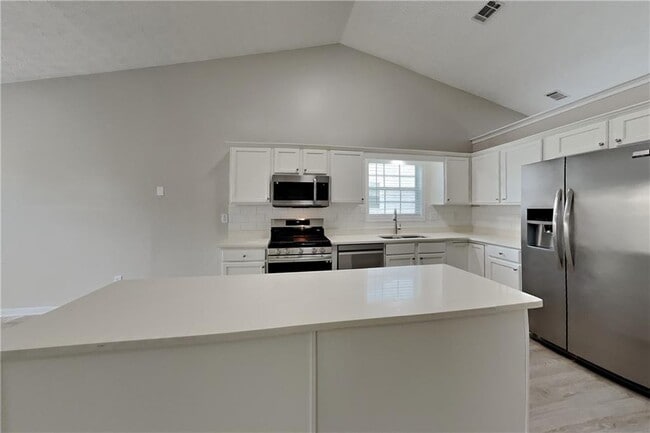 Photo - 2070 Charleston Oak Cir