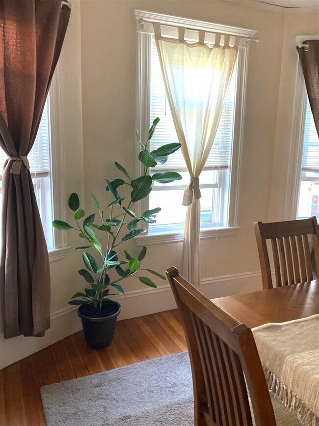 Photo - 63 Conwell Ave Unidad 3