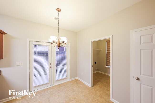 Photo - 2132 Spaulding Pl