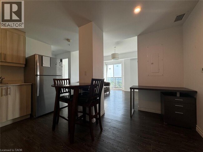 Photo - 158 King St N Unité 1503