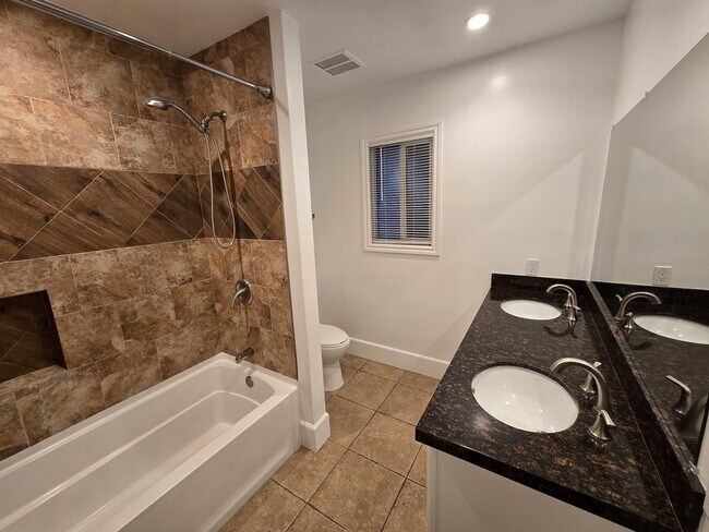 Photo - 16900 Marlin Pl