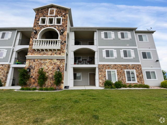 Building Photo - Condo in Saratoga Springs Available July 20th Unit 1823