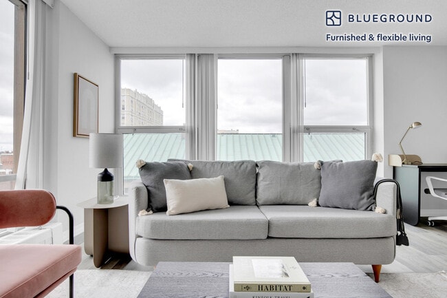 Photo - 5600 N Sheridan Rd Unidad FL6-ID658