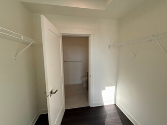 Photo - 5382-200 200 St