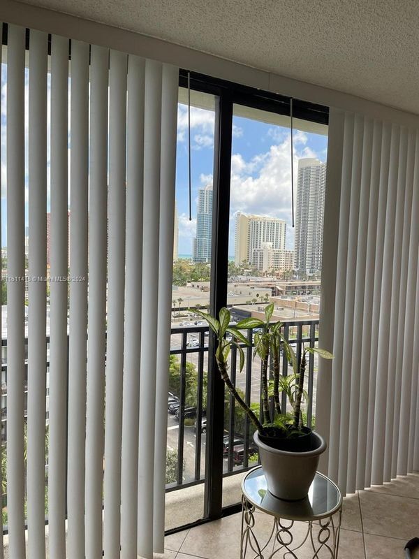 Photo - 17021 N Bay Rd