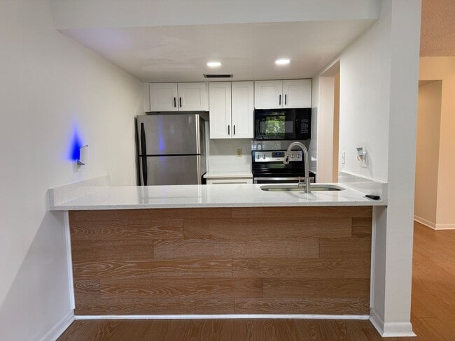 Photo - Great Largo 2/1 condo 55+ community