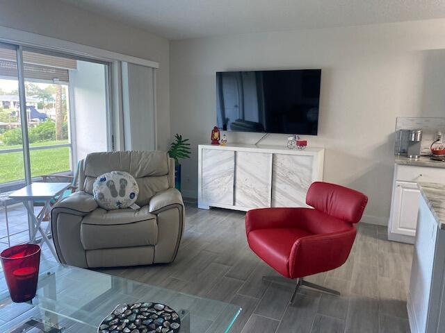 Photo - 342 Southwind Dr Condo Unit 111