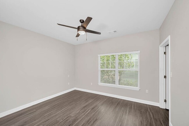Creekside Apartment Homes general photo