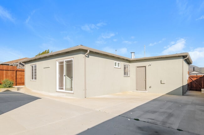 Photo - 30 Graystone Dr