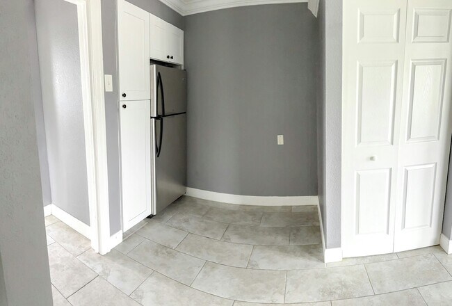 Photo - 214 Columbia Dr
