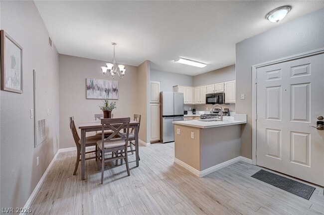 Photo - 855 N Stephanie St Unit 1013