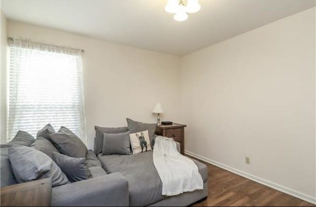Bedroom #2 - 4426 Jarboe St Unit 5