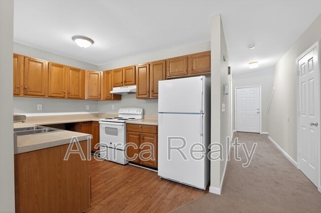 Photo - 5620 Ilford St