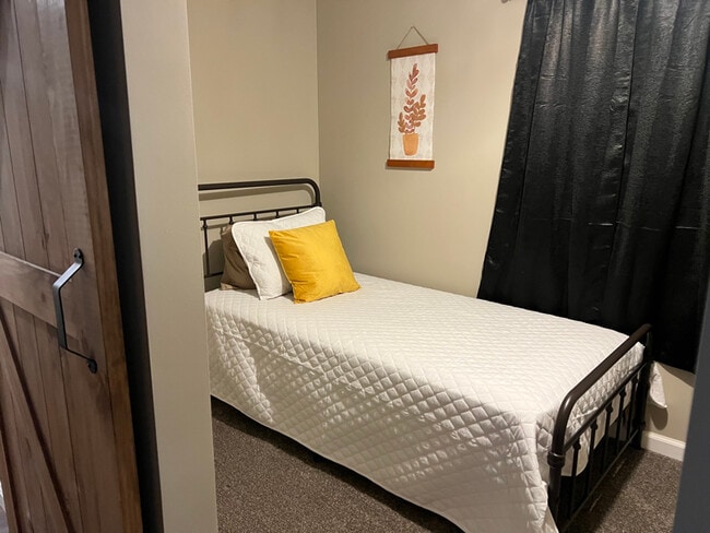 Photo - 76 Parkway Dr Unidad 2