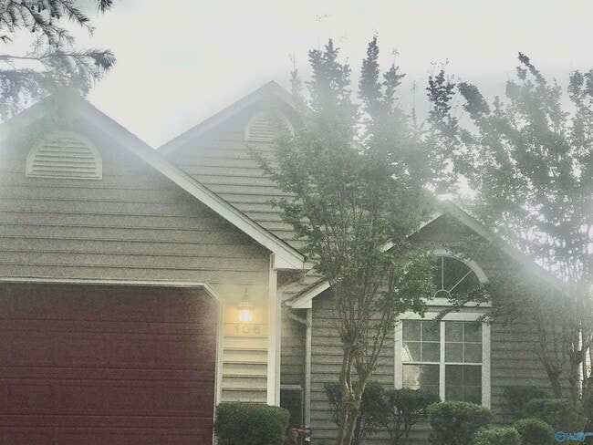 Building Photo - 106 Brookstone Ln