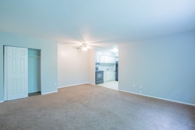 Photo - CREST MANOR APARTMENTS Unit CREST MANOR 108-A4