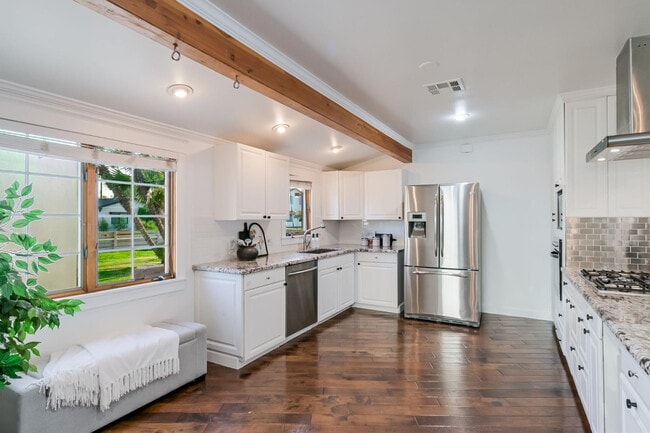 Photo - 5328 E Pinchot Ave