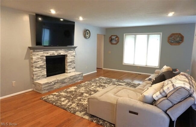 Photo - 22309 Rock Creek Cir