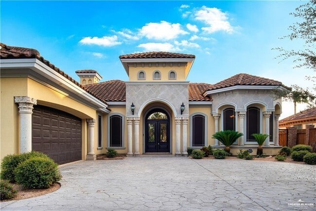 Building Photo - 11 San Efrain St