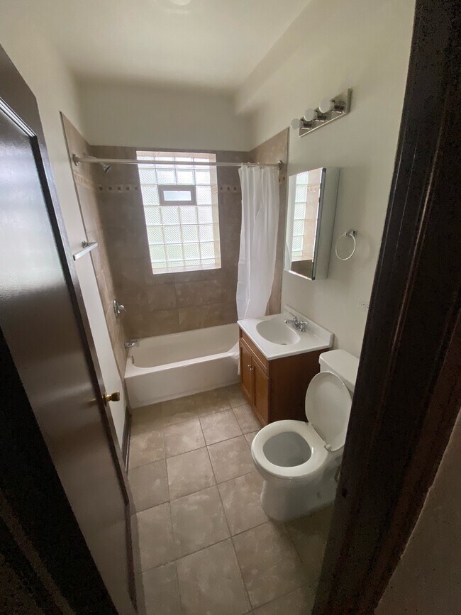 Photo - Marquette Unidad 7722 -3B