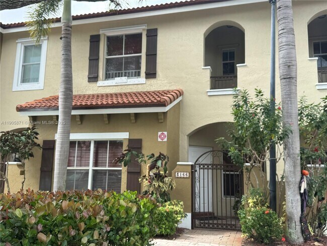 Photo - 3166 Merrick Ter