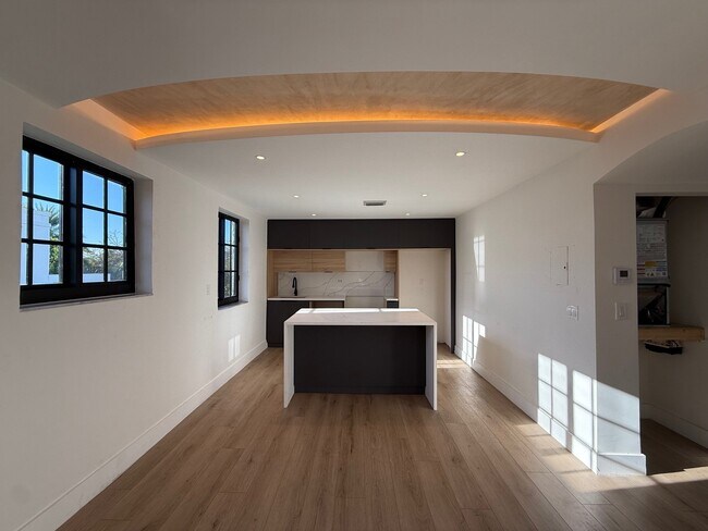 Photo - 1716 SW 11th St Unidad 3