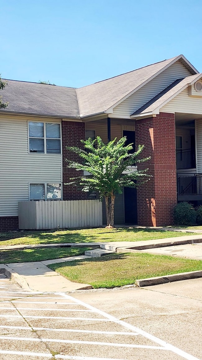 Chapel Ridge Apartments