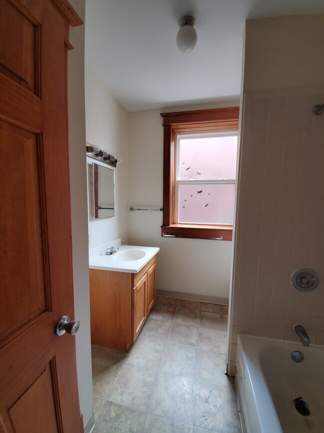 Photo - 5788 Pershing Ave Unit 3E