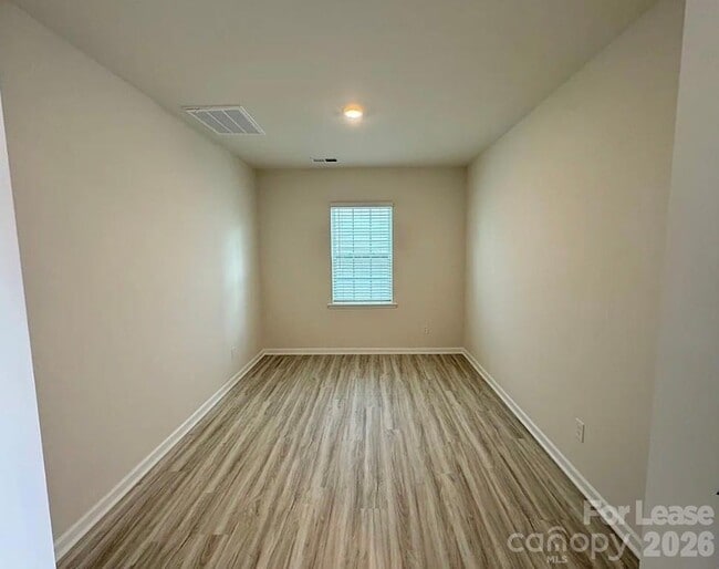 Photo - 1830 Vanderlyn St