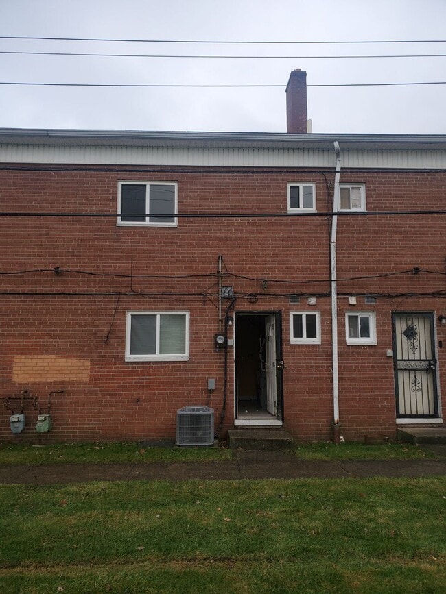 Photo - 23755 Banbury Cir Unit Cir 15