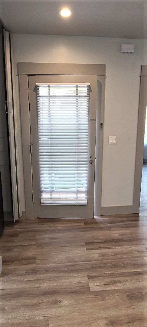 341-343 W Robinson Ave Unit 343
