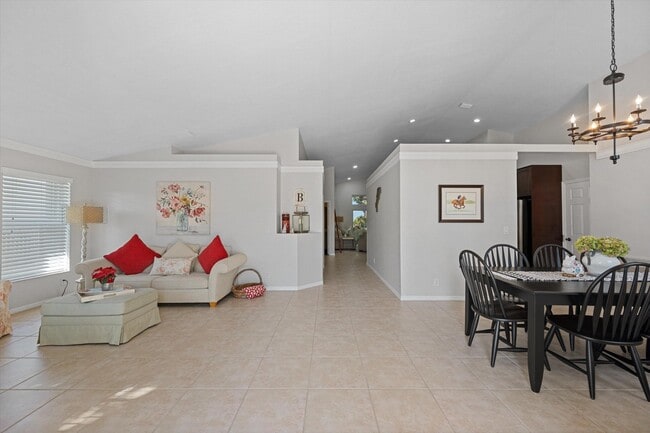 Photo - 1871 Corsica Dr