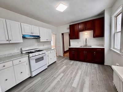 Photo - 133 Redlands Rd Unit 1