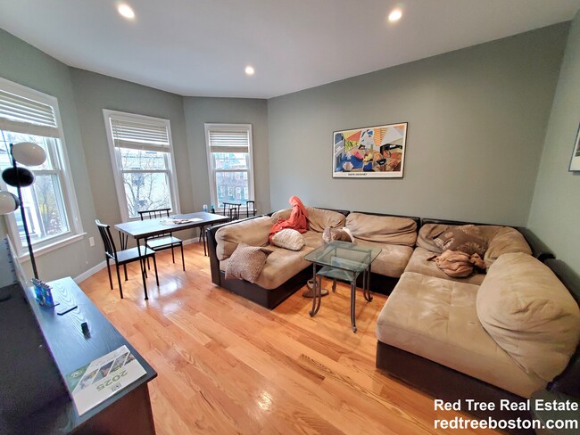 Photo - 296 Brookline St Apartments
