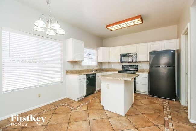 Photo - 3710 W Spinnaker Ln