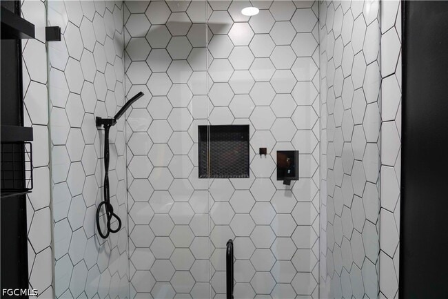 Photo - 4842 Triton Ct W