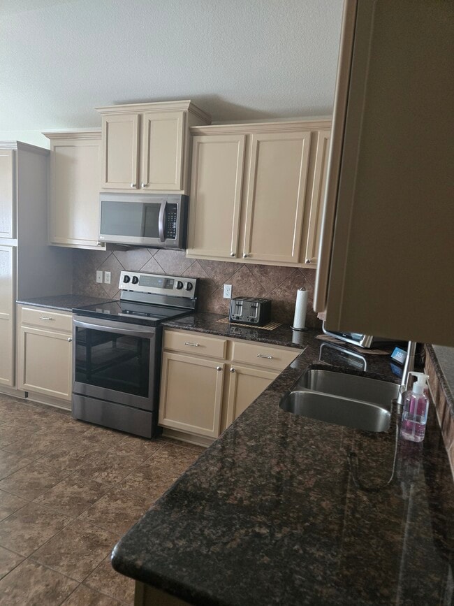 Photo - 320 Ammonite Ln