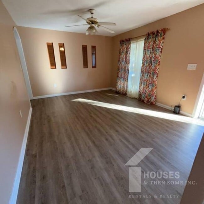 Photo - 113 Susan Ave