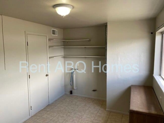 Photo - 1,100 sq ft 3 Bedroom, 1 Bath Family Home