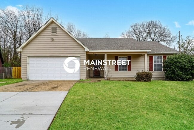 Building Photo - 3 Bedroom Pet-Friendly Home in Memphis, TN with Main Street Renewal
